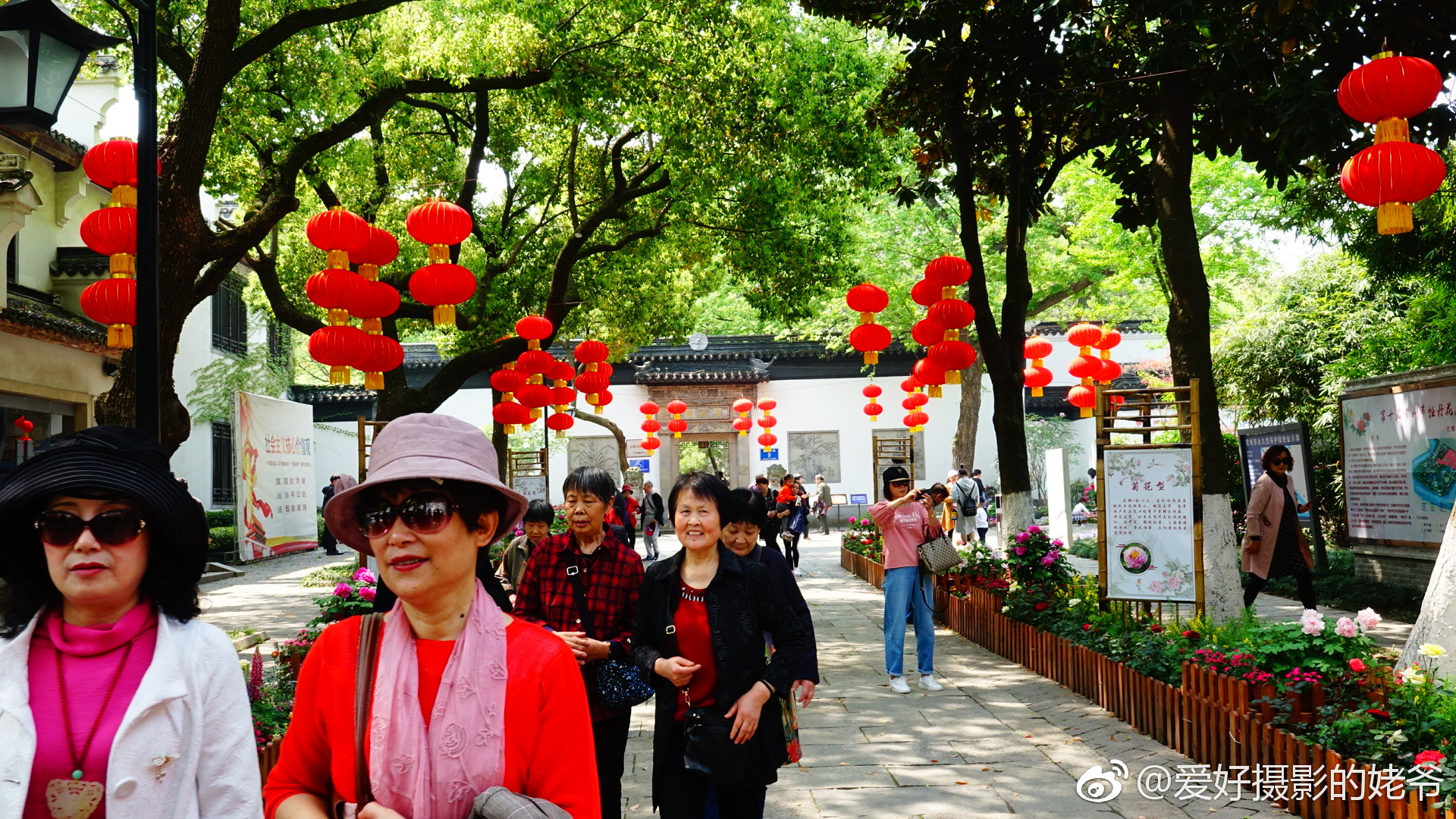 便捷的搜索功能，快速定位您期望的职位