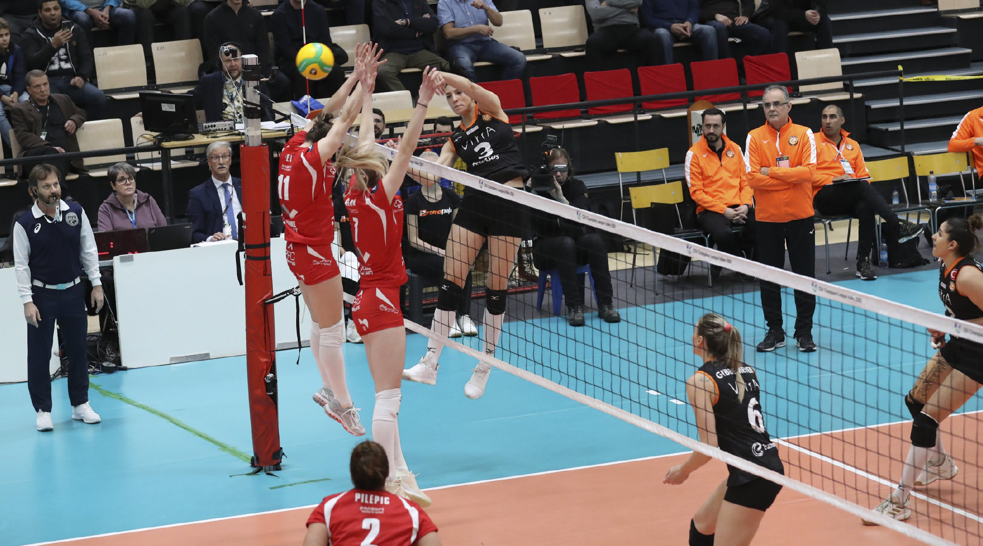 伊萨奇巴希客场3-0轻取芬兰萨洛