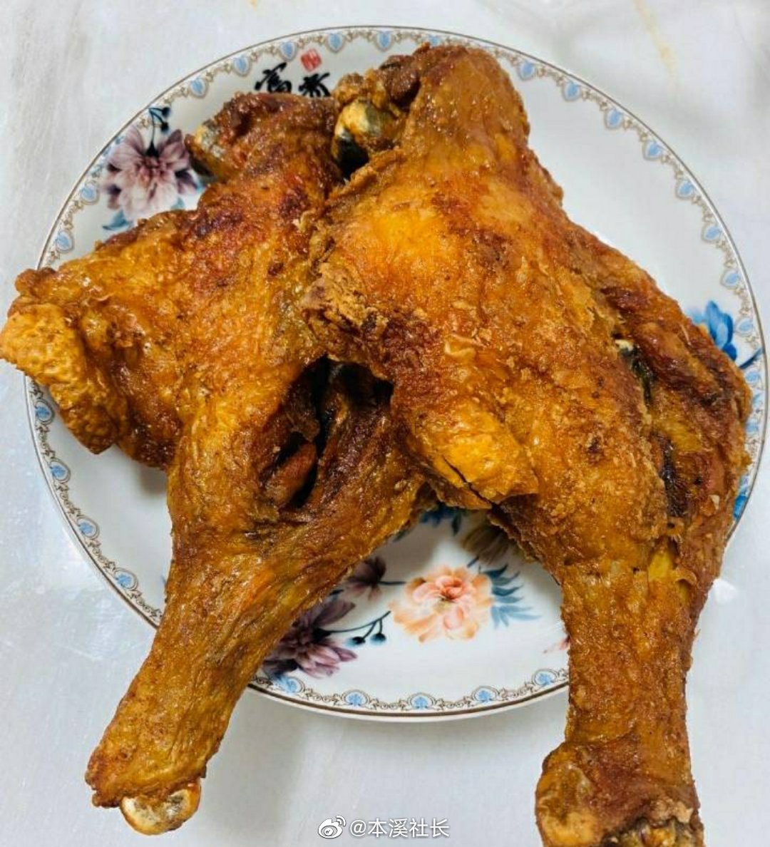 那肯定有我们本溪人人都爱吃的环球炸鸡啦 @人民网