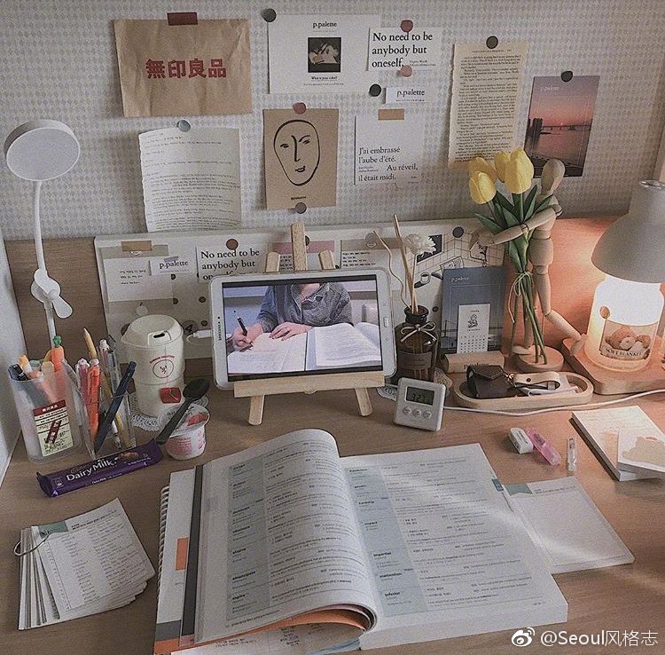 治愈的清晨学习时光,一抹阳光射进来刚好。|时光|阳光|治愈_新浪新闻