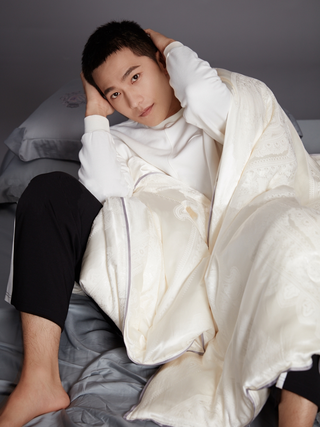 来自咩咩清晨诱惑暴击超级温柔的居家暖男