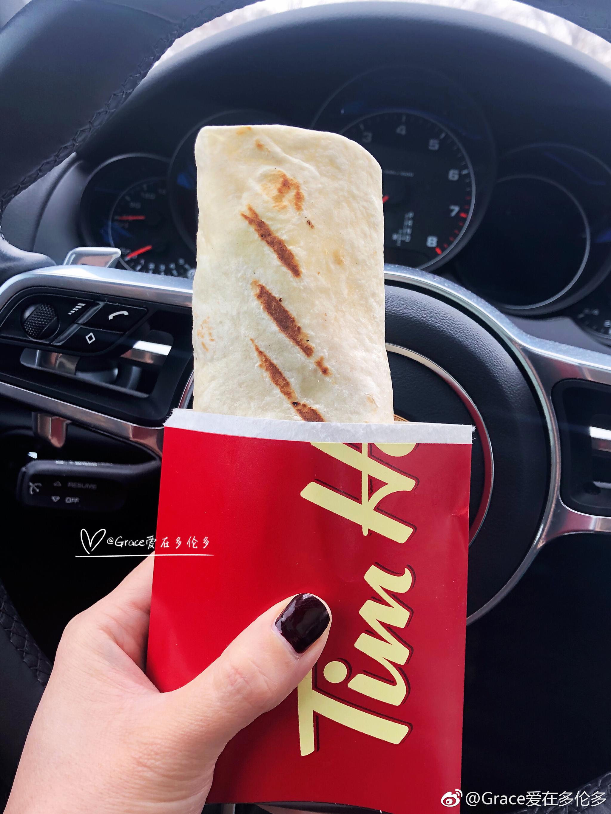 今天吃tim hortons.作为加拿大国民咖啡品牌