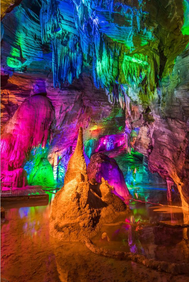 古蔺县大黑洞,又一个石灰岩溶洞为主的景区