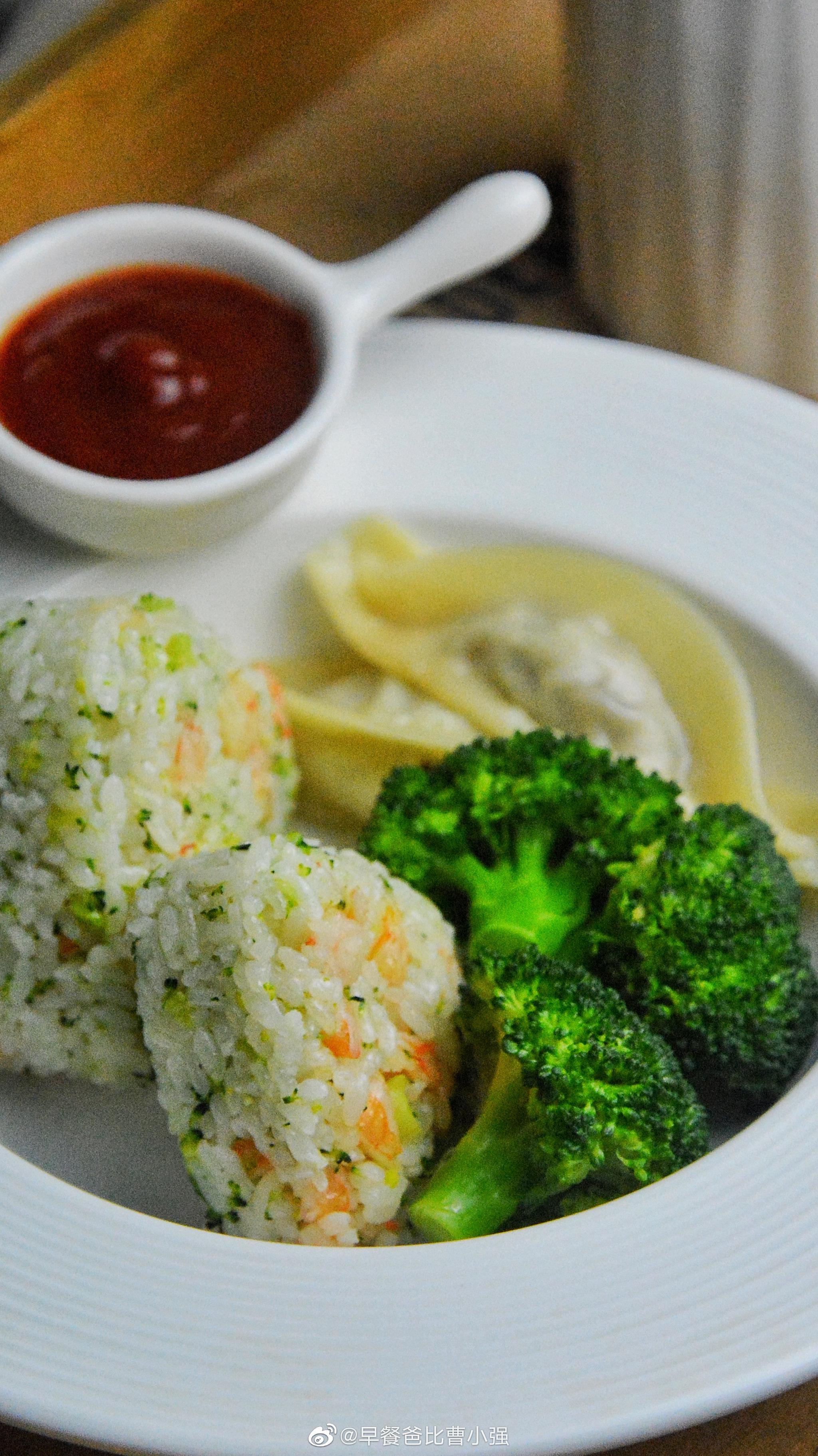 今天是第1183天天天晒早餐 一天都没断今天早餐 西兰花虾肉饭