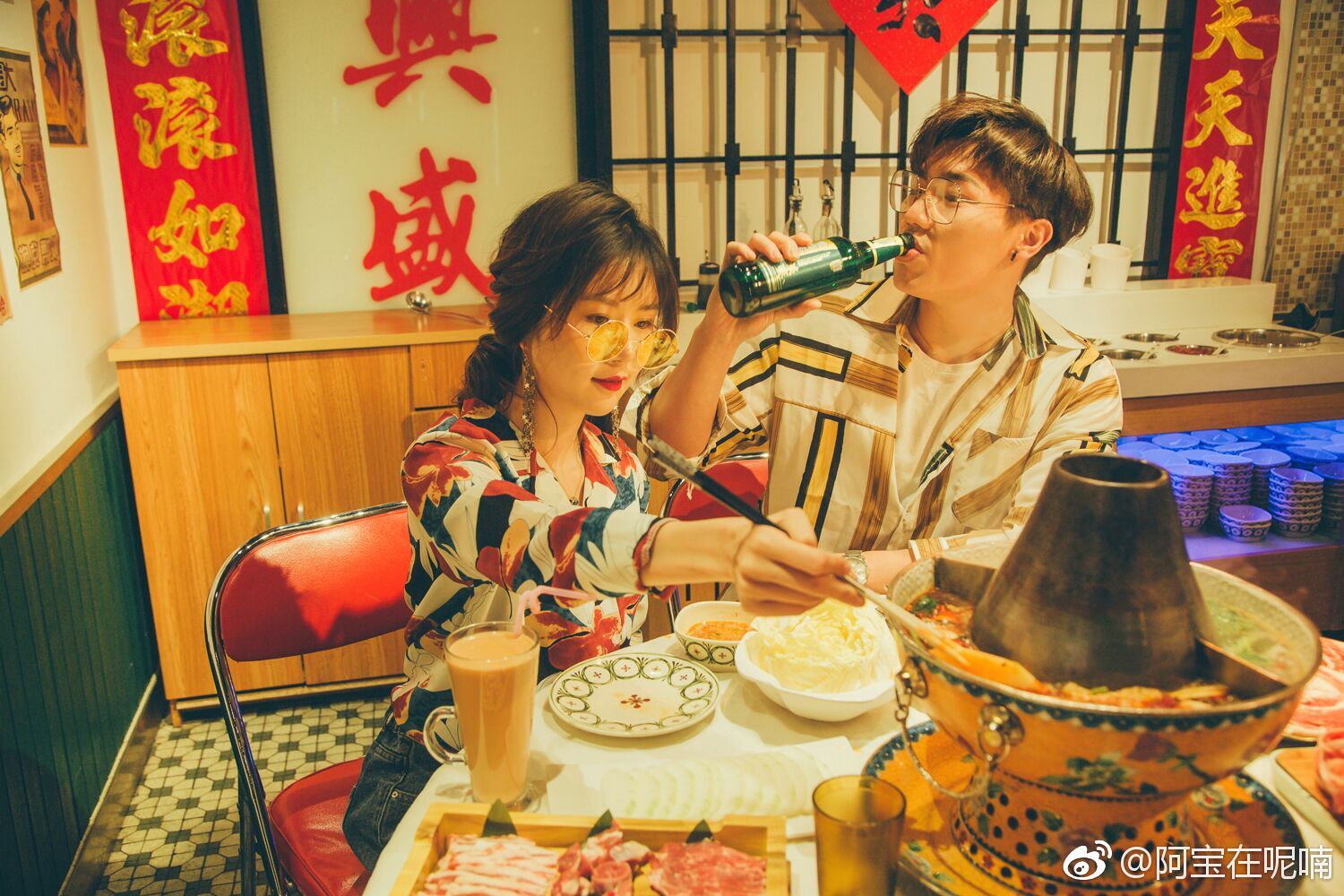 能一起吃火锅的人,一定是一个世界的人