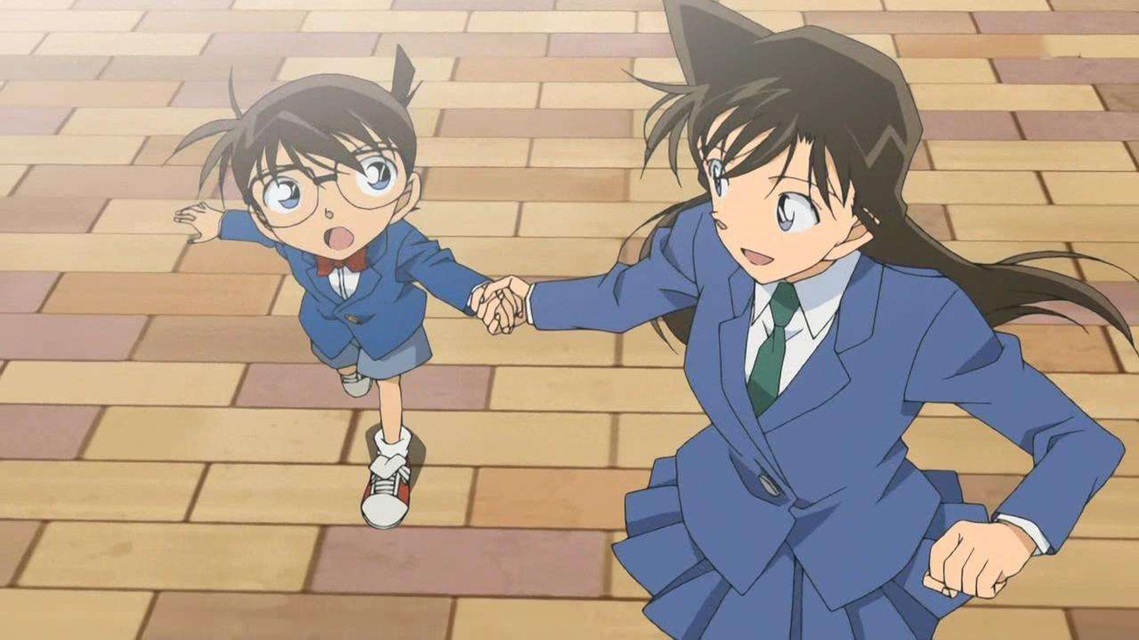 柯南的桃花运到底有多好?左手正牌女友毛利兰,右手备胎灰原哀