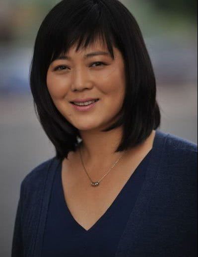 50岁的王茜华为了演戏打掉孩子现在因病胖到无人认识