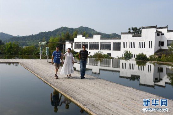 最美乡村 醉美民宿——民宿蓬勃发展助推婺源全域旅游升级
      住特