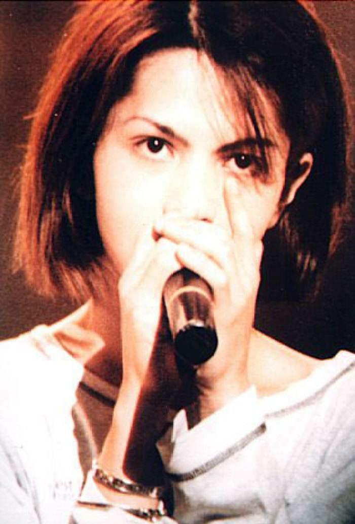 日本彩虹乐队主唱hyde