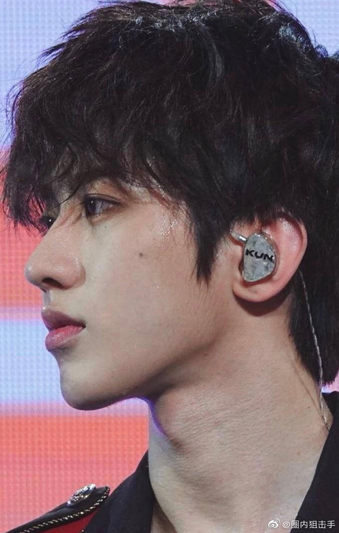 一波蔡徐坤生图这样的坤坤你爱了吗