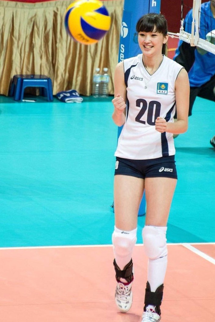 哈萨克斯坦新一代排球女神艾媞博柯娃莎宾娜altynbekovasabina