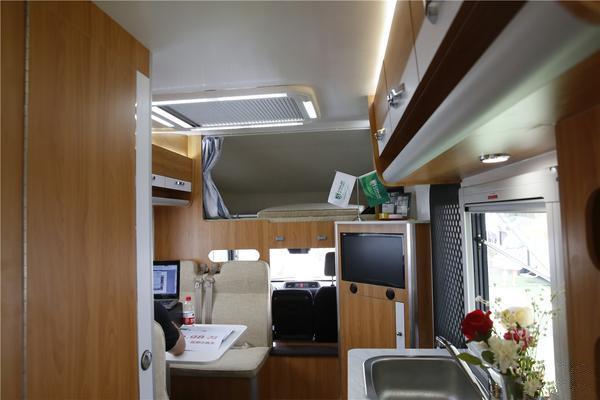 五征集团再次给我们一个惊喜,国内最便宜的房车!八万就开走