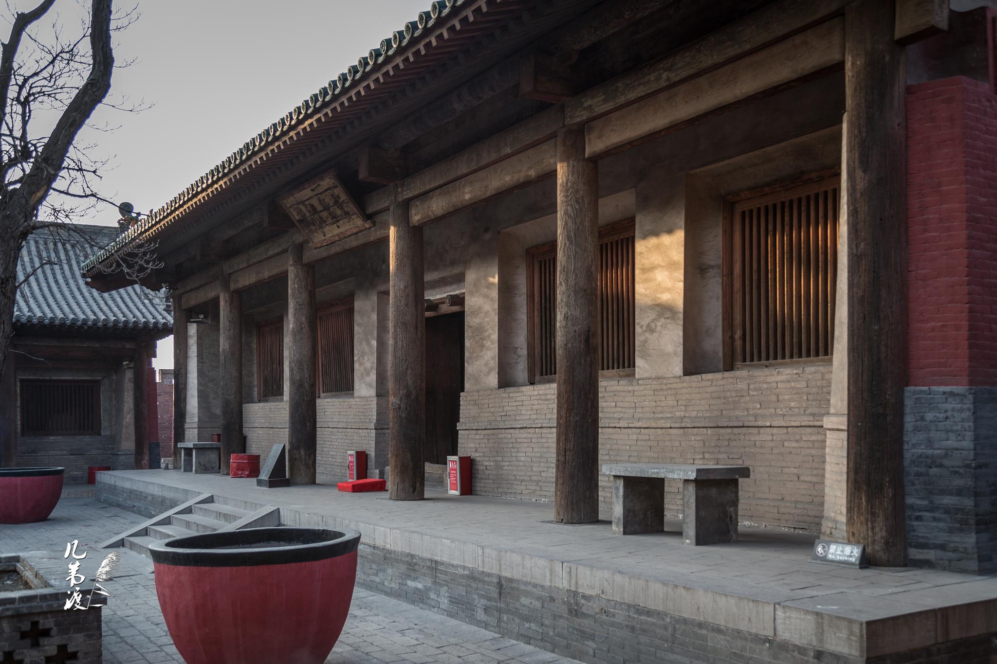 平遥双林寺(四)2017/2 释迦殿两厢为罗汉,武圣,阎罗,土地四个小殿