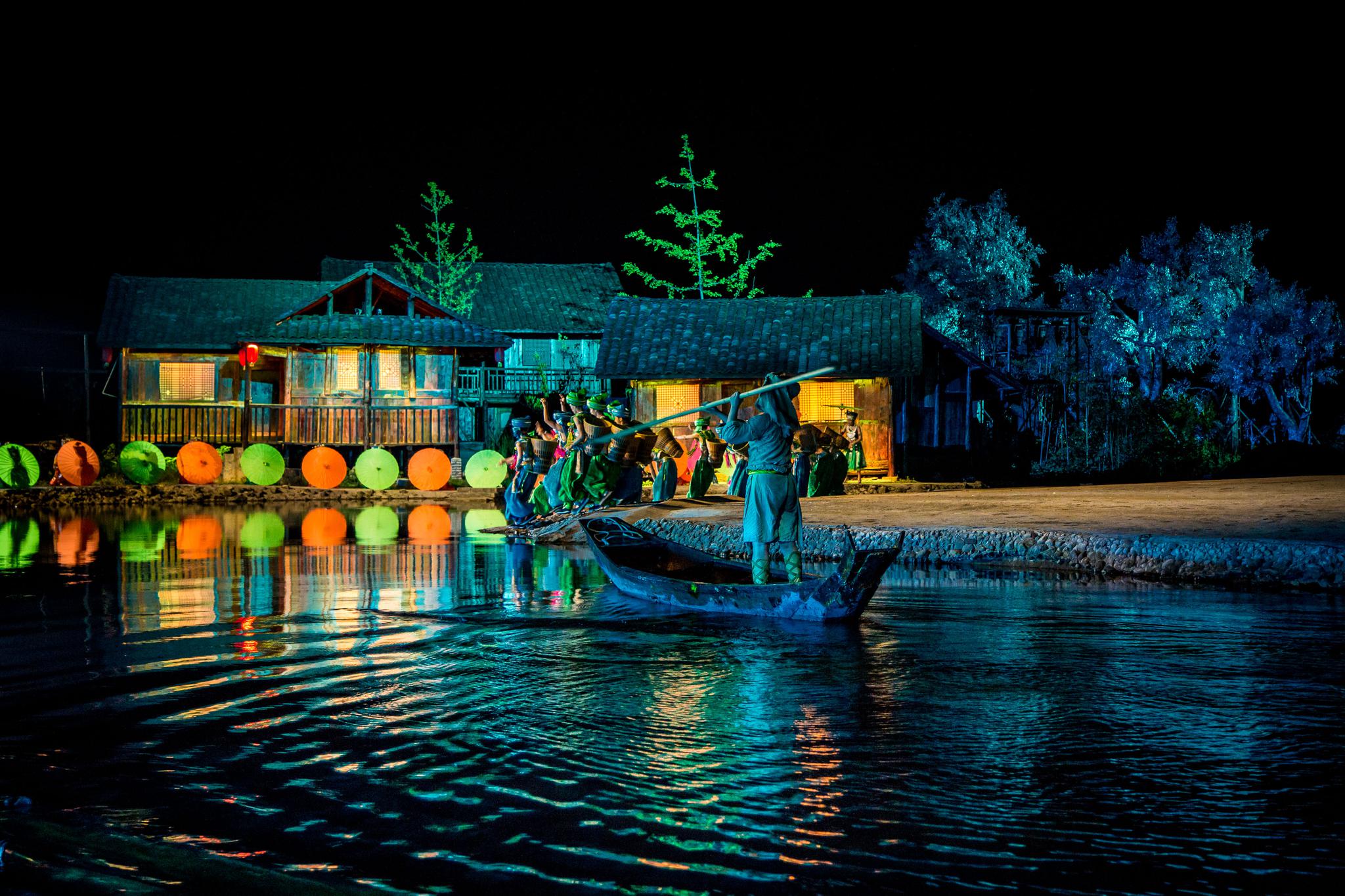 来恩施必看的大型山水实景演出——《龙船调》,看一次感动一次|龙船调