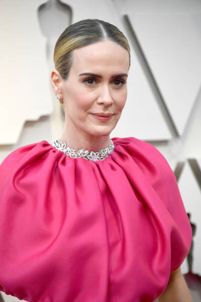 香蕉姐sarah paulson亮相红毯, 这么艳丽的裙子