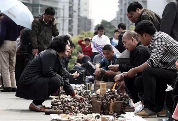 瓦解“雷日联盟”，吉利要收购雷诺40%股份？李书福太会捡漏了