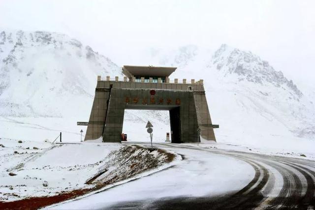 新疆喀什的塔什库尔干县——中巴边境线上最美的小县城!