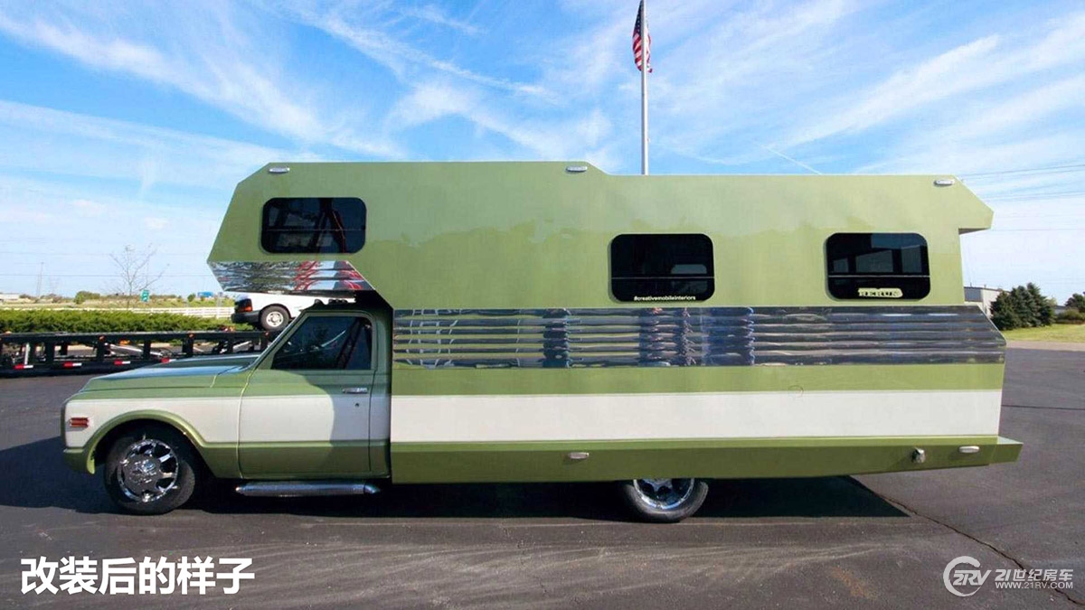 在上个月美国举办的2018 sema改装车展上,一辆复古又酷炫的老款房车