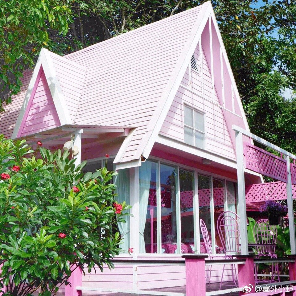 pai waan resort粉色小屋坐落于拜县的pai waan是一家粉色系的少
