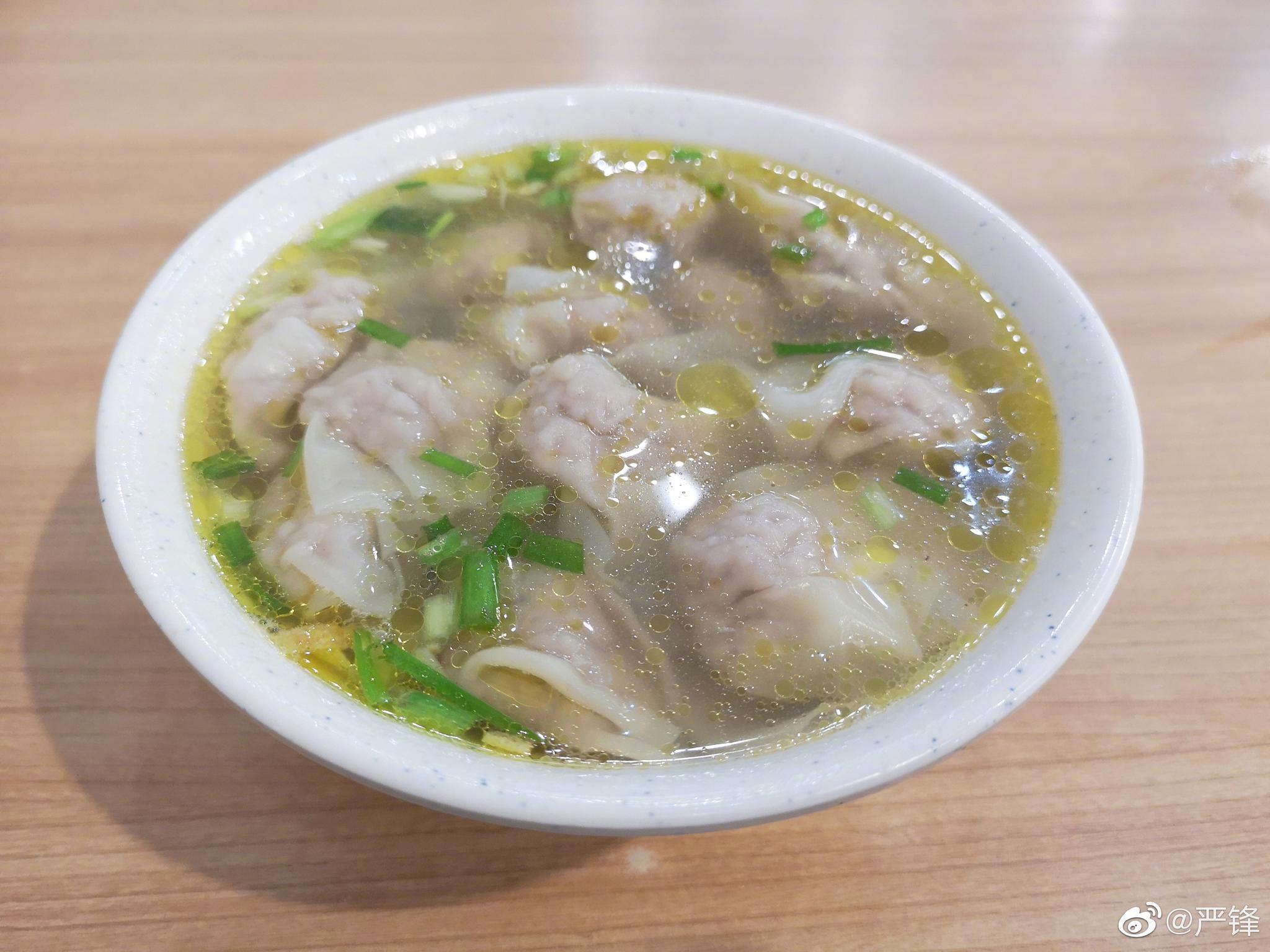 鸡鸣汤包(汉口西路店)简短评测:鸡汤馄饨