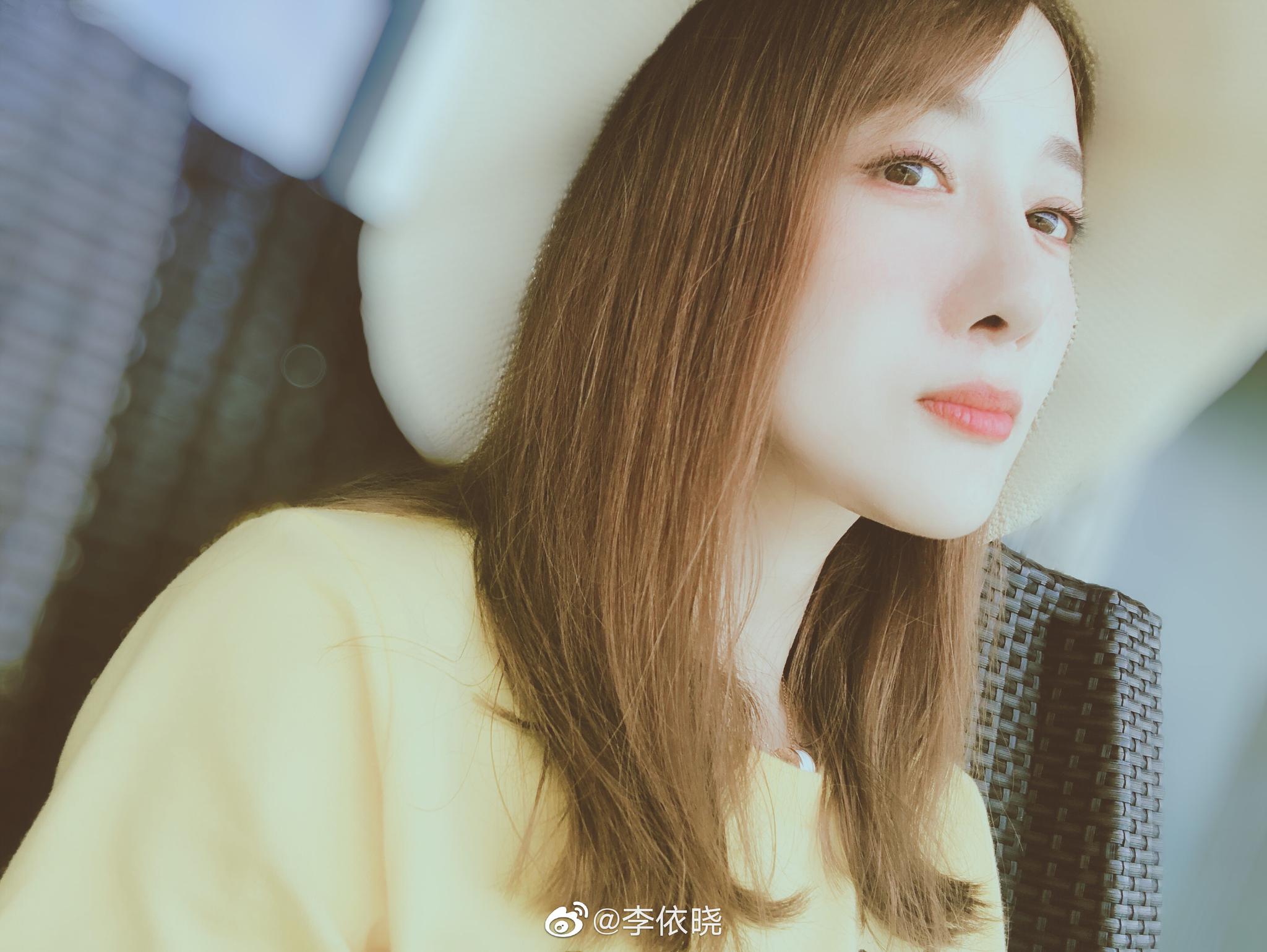 向往的love 李依晓