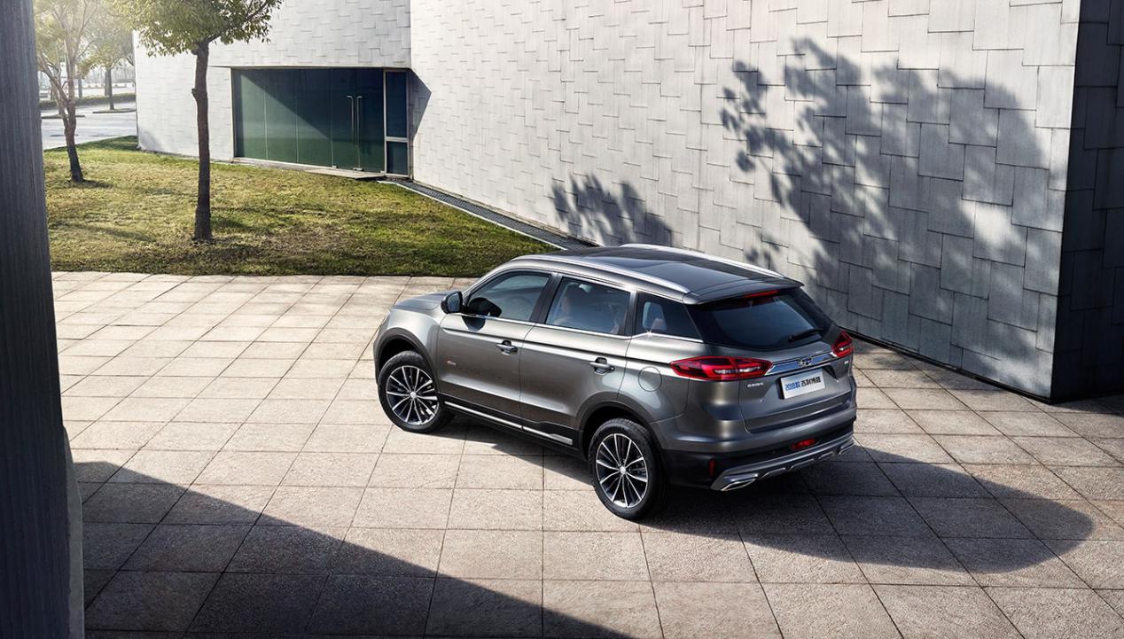 哈弗H6为何能当销量霸主？比后备箱博越、CS75和RX5都不得不服！