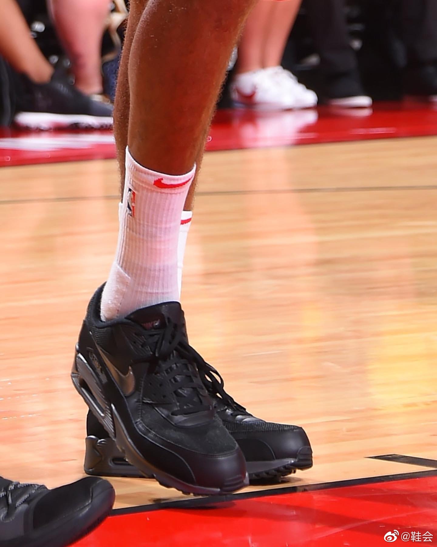 thabo sefolosha air max 90