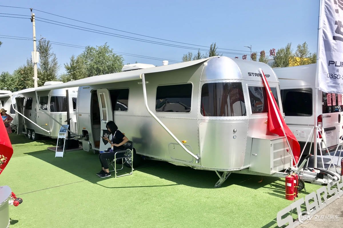 航空铝材车身/atc防摇摆系统 星舟1号公路拖挂房车发布