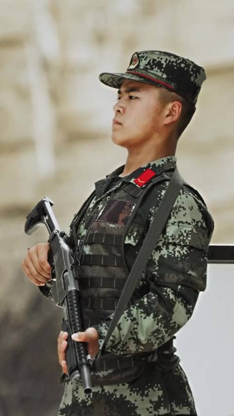 这不是照片. 北京武警