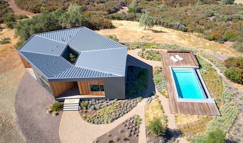 坐拥湖畔风光,现代感极强六角形环景别墅