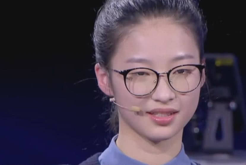 最强大脑吴圣洁被淘汰戚薇遗憾落泪一番话让人十分感动