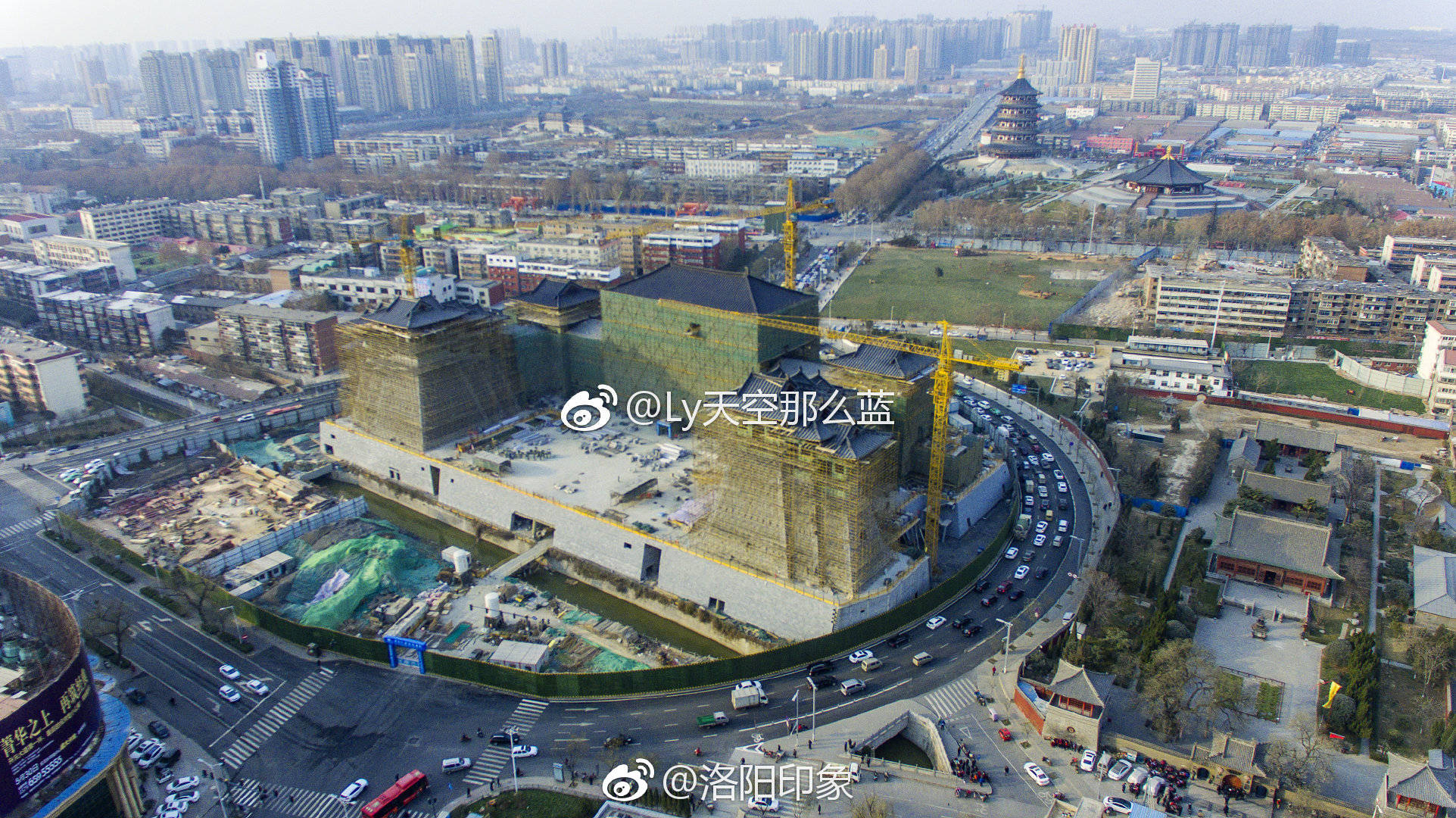 应天门复原工程周边边的拆迁速度挺快的，这一块的风景未来不错