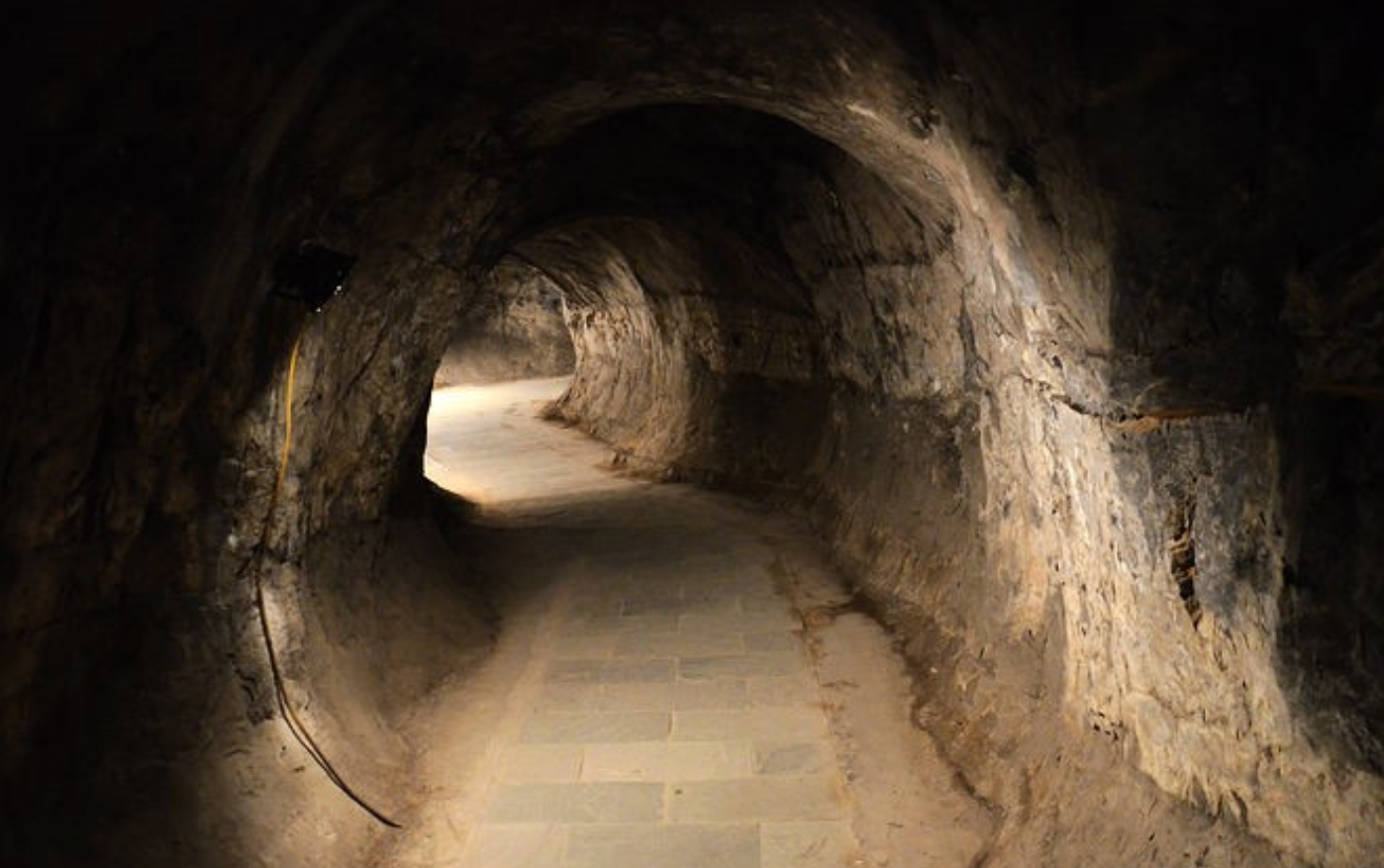 三国刘备祖先墓地,1600多年保存完好无损,相当震撼