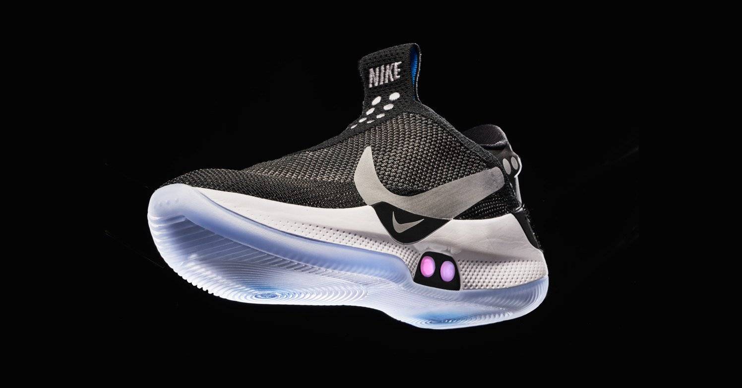 耐克发布全球首款自动系鞋带篮球鞋 nike adapt bb