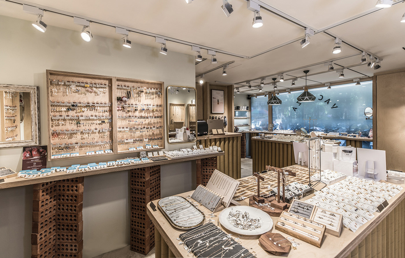 小饰品店设计,扩大展示面,让更多的商品能够得到展示