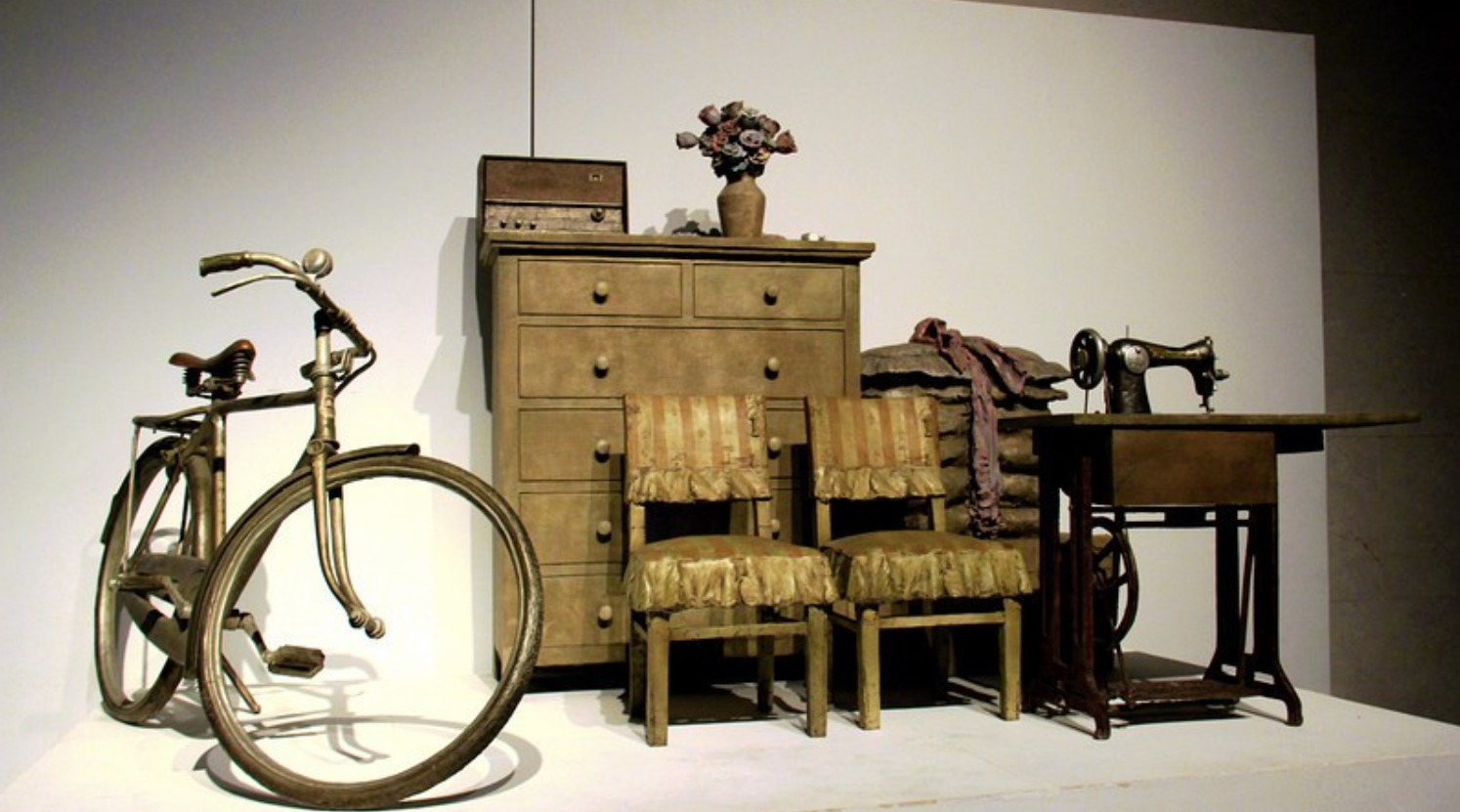 30年前万元户家庭必备的四大件三转一响