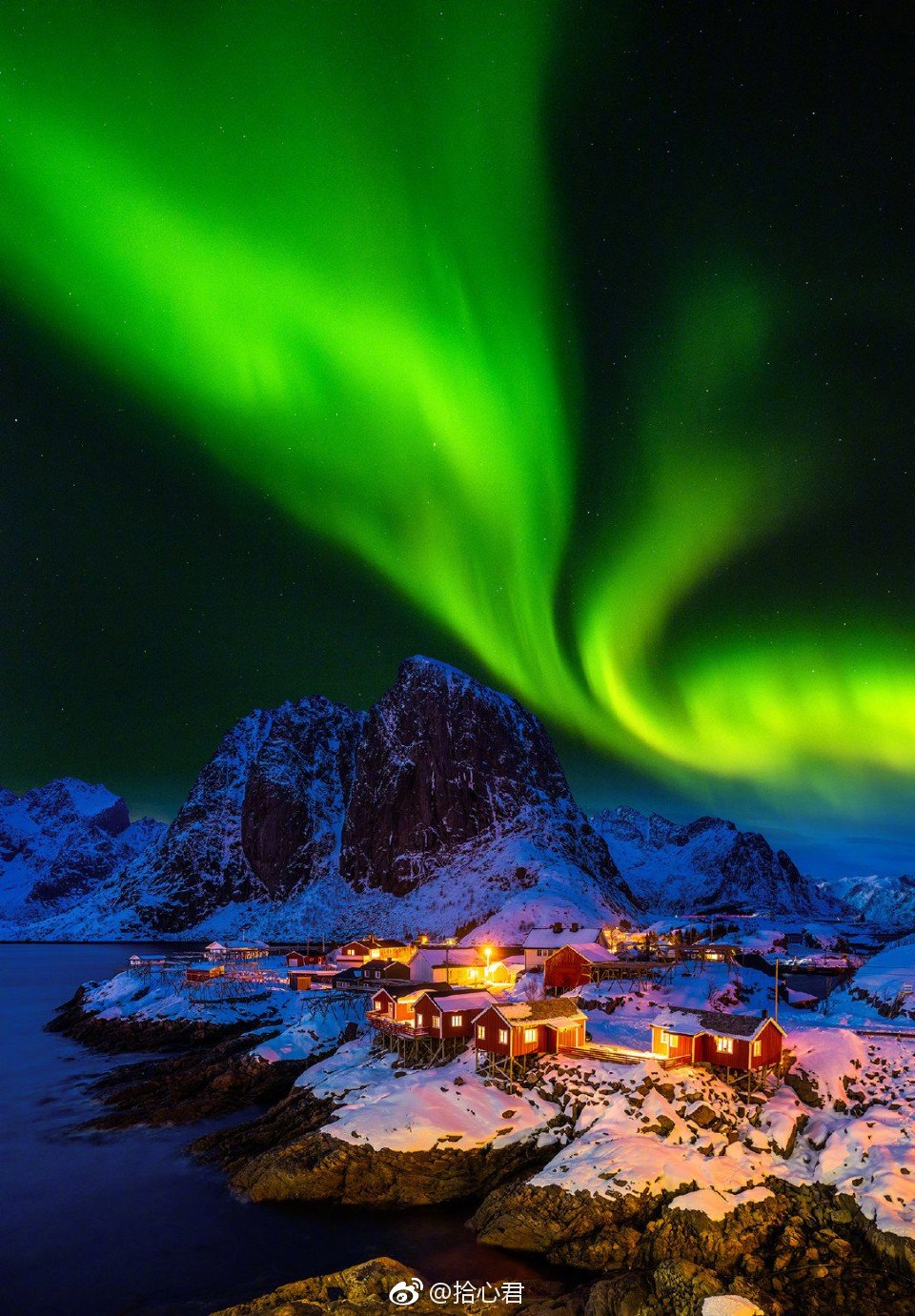 瑰丽多姿的极光是天空中最令人震撼的自然景象