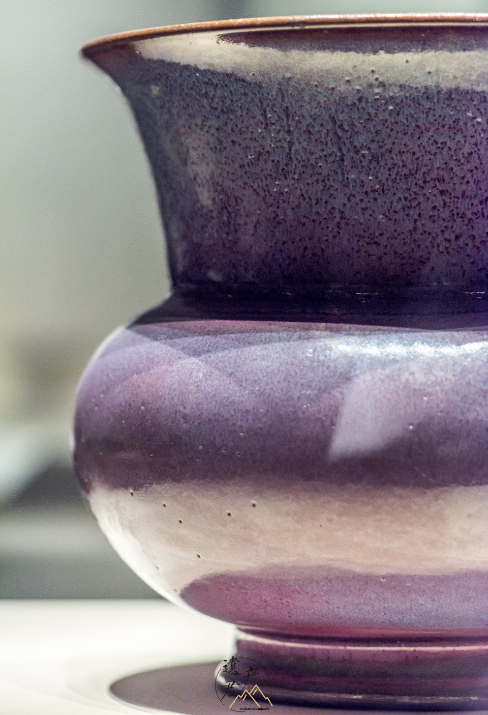 国家博物馆藏宋钧窑玫瑰紫釉花盆