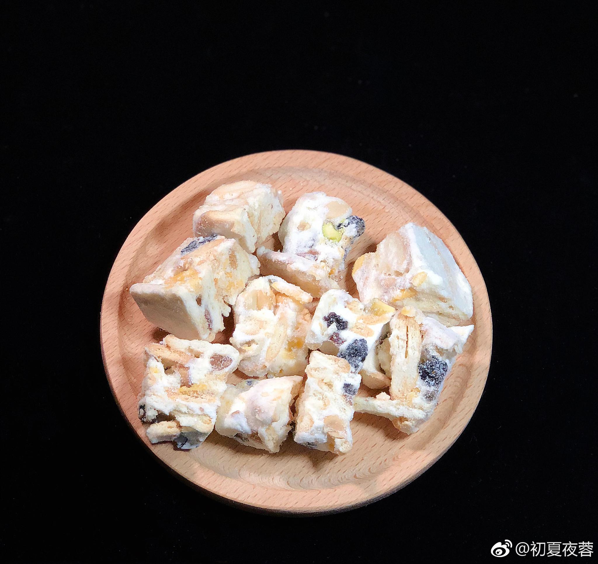 百香林是不是放了罂粟壳啊我为什么怎么吃都吃不够啊椰蓉条蝴蝶酥泡芙