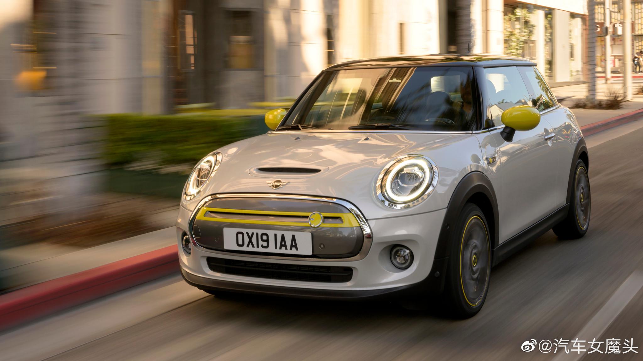 这.不就是"保时捷"吗?谁不想要一台"morsche"呢?mini cooper se参数