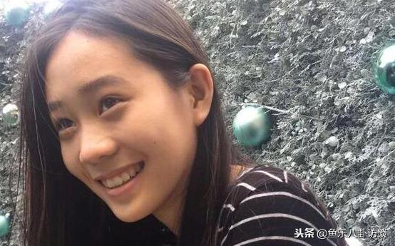 李连杰的大女儿李思和二女儿李苔蜜都是与前妻黄秋燕所生的,为了爱情