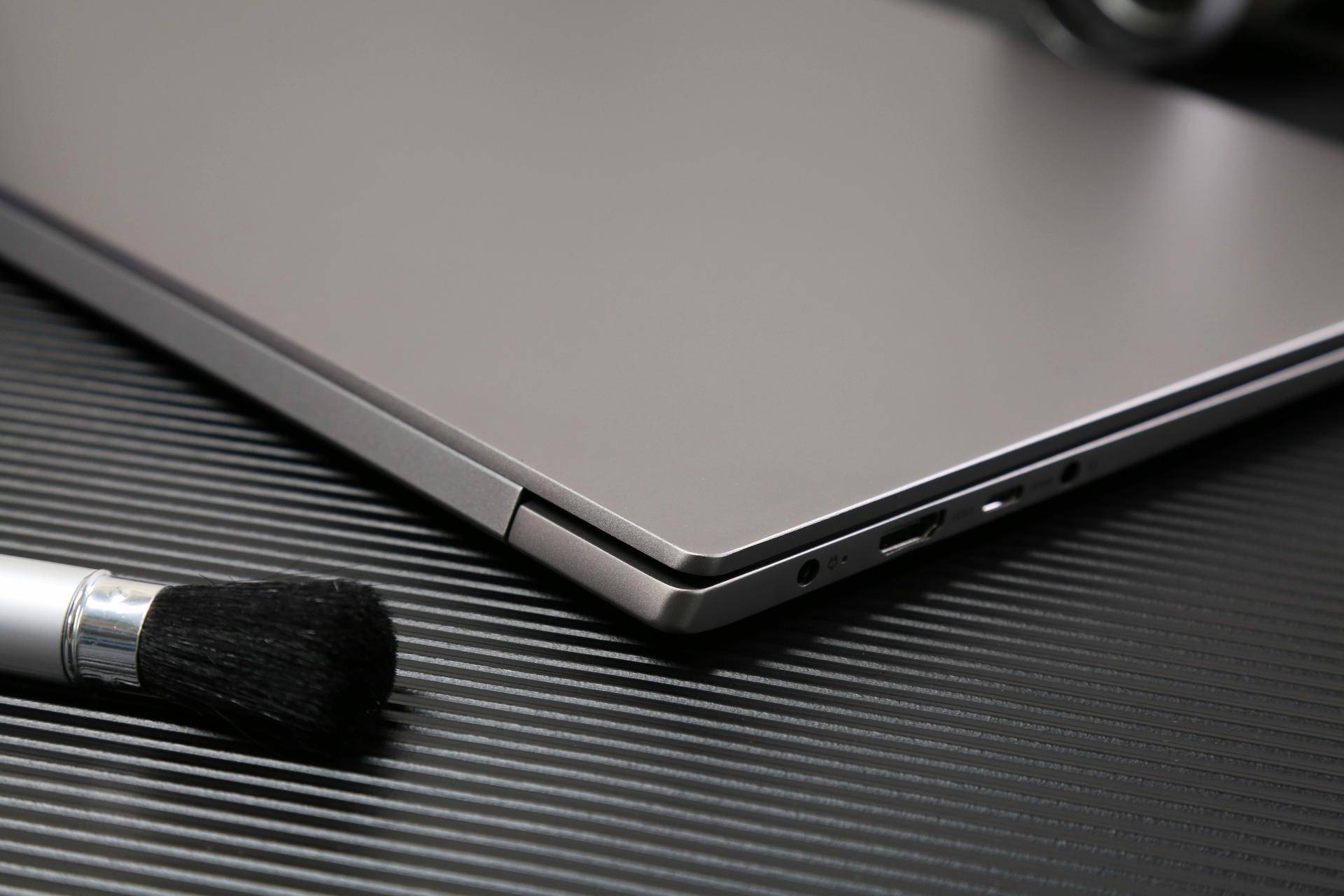 静若处子动若脱兔的联想小新air14