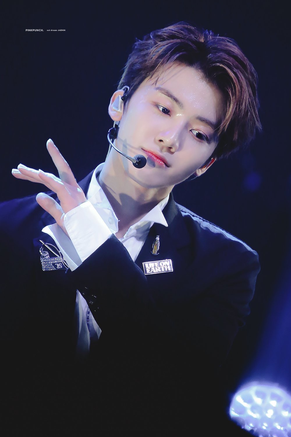 罗渽民 舞台上真撩人