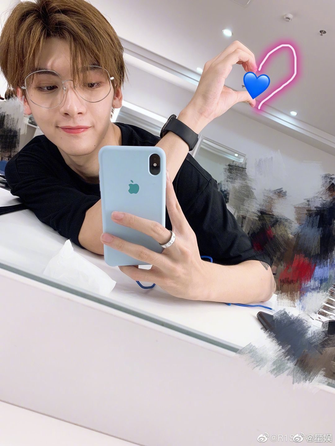 翟潇闻向前走别回头我们是你坚强的后盾你也是我们坚强的后盾