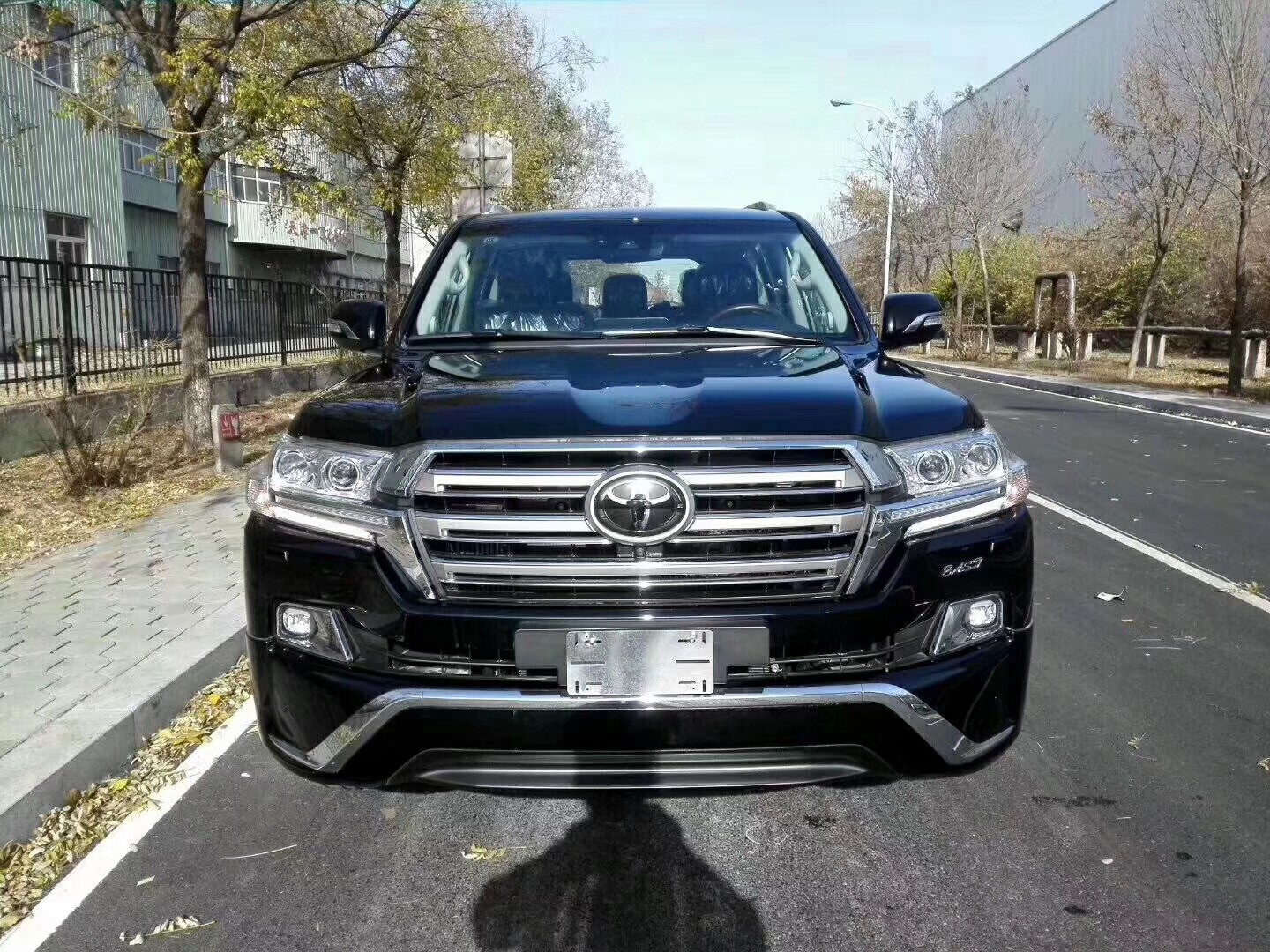2019款丰田酷路泽5700v8才是真正的陆地巡洋舰