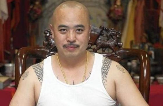 美国手段真狠华人街洪门分支掌门被判2900年老死监狱中