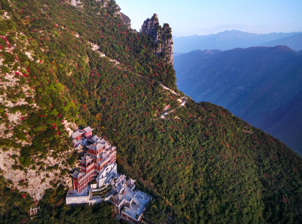 三峡神女峰,长江三峡最最秀美的山峰!也是我每次创作的重点.注