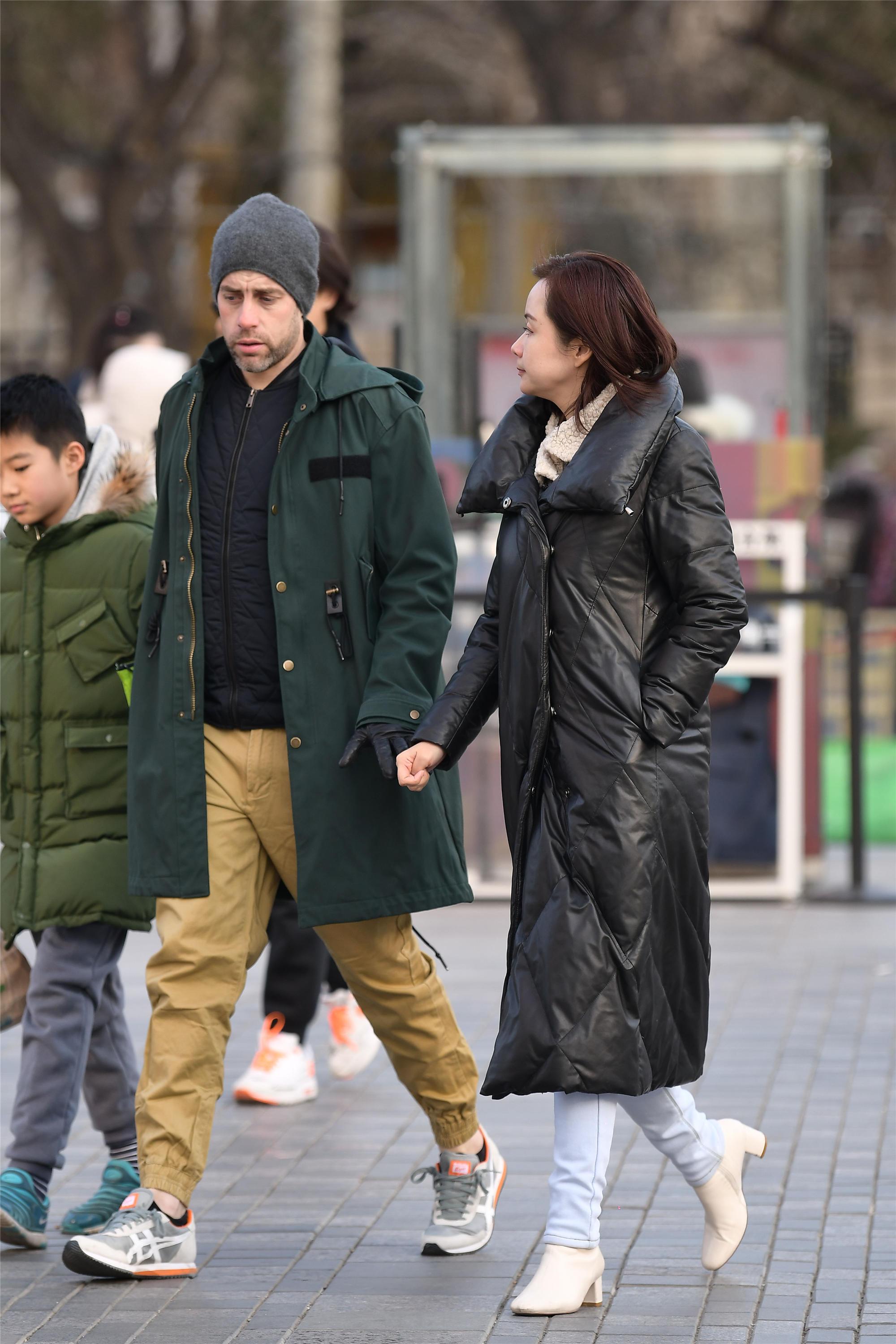 冬天出门选择一双什么样的棉靴平底还是高跟