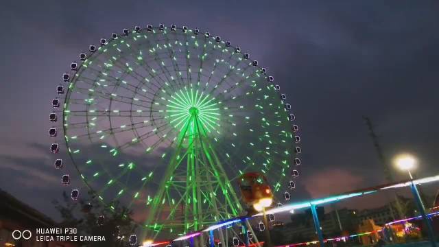 华为p30拍摄的这个摩天轮真的很炫你觉得呢