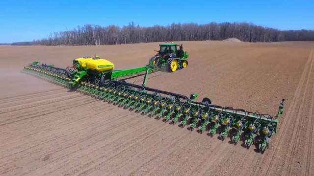 壮观的农业机械自动化